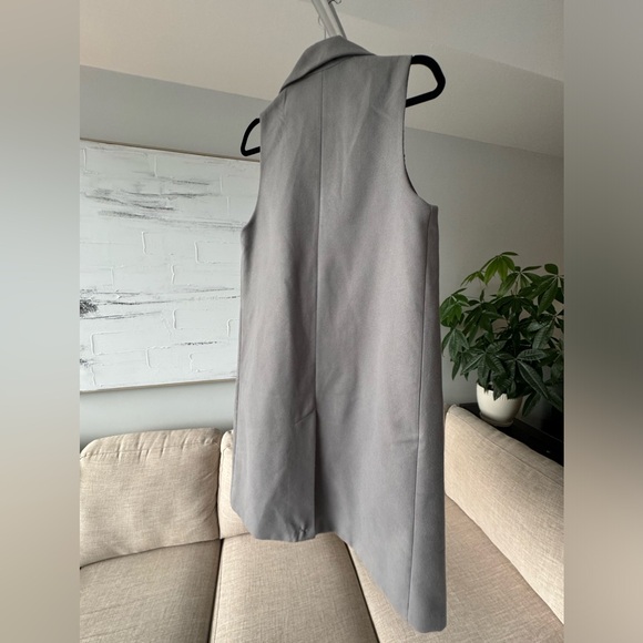 Sleeveless Blazer Size M - Picture 3 of 4